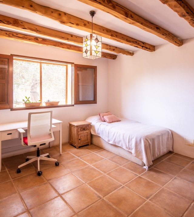Resa Estate finc for sale Ibiza santa gertrudis te koop spanje bedroom 3.jpg